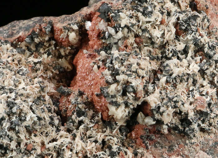 Baryte, Hausmannite on Andradite,"N'Chwaning II Mine, Kalahari Manganese Field, Northern Cape, South