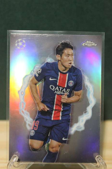 PSG KANG-IN LEE 2025 Topps Chrome Circle Of Power