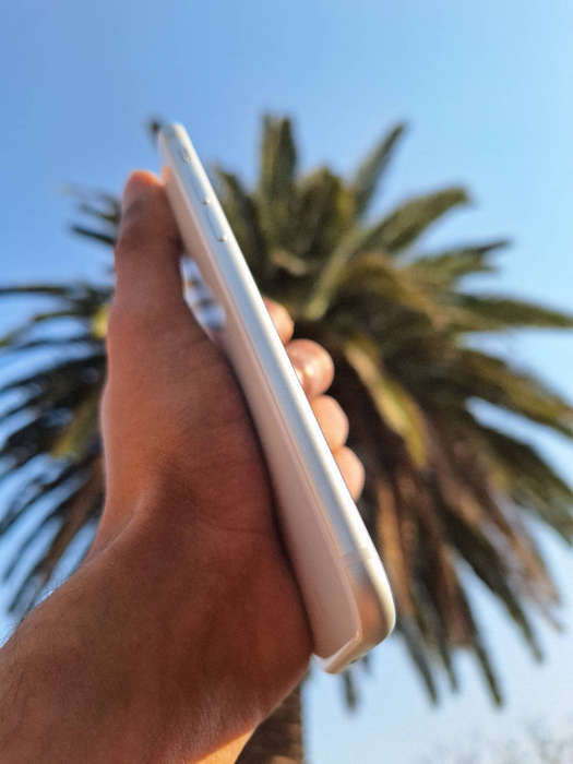 iPhone SE