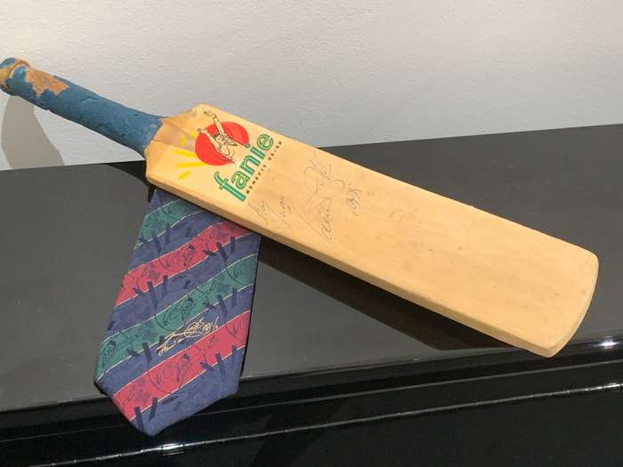 Fanie De Villiers Charity Benefit 1995/6  Collectible Corporate Tie & Signed Mini Cricket Bat -