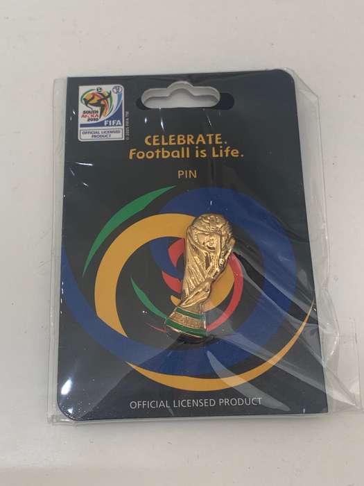 Collectors Pin Badge  FIFA Football World Cup 2010 - Official Licensed Product