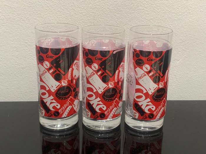 Trio Of Collectible Glass Coke Glasses  Awesome Design With Embossed Contour Bottles
