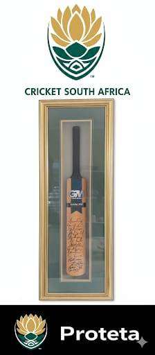 Signed and Framed GM Cricket Bat: Proteas Cricket Team 1996 - 1999
