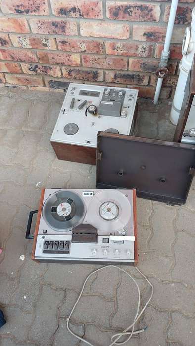 VINTAGE ELECTRONICS Reel to Reel Players & Recorders