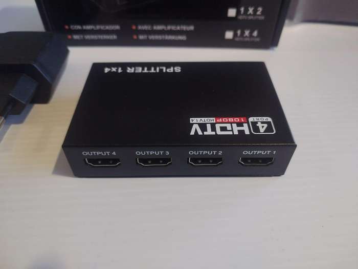 HDTV Splitter 1x4 Ver 1.4