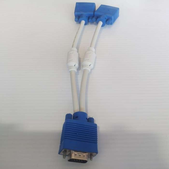 VGA Cable 1 To 2 Way Splitter