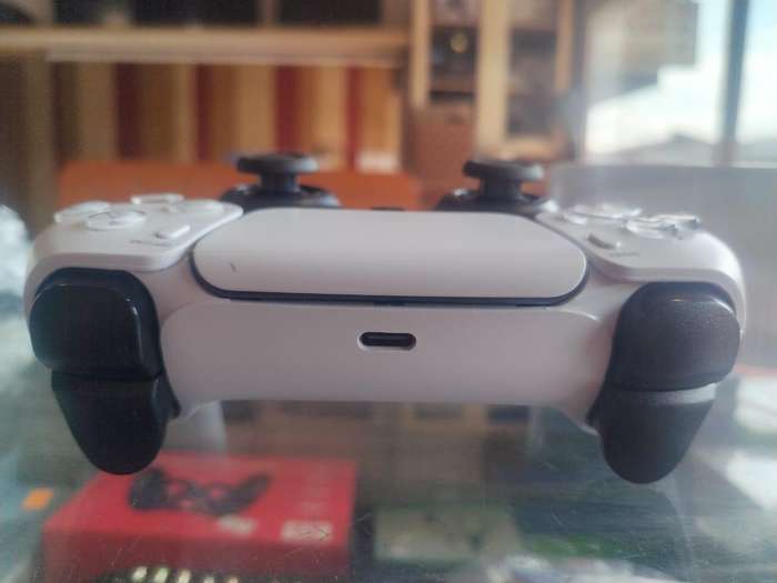 NEW4 WIRELESS CONTROLLER(Multi platform gaming controller)