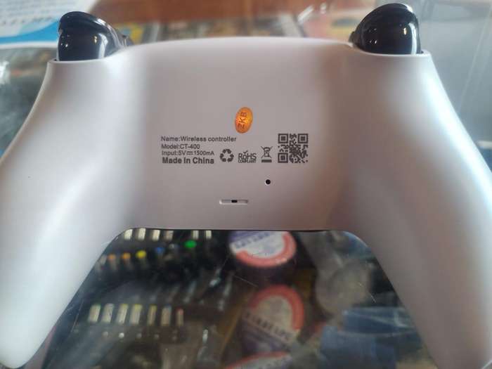 NEW4 WIRELESS CONTROLLER(Multi platform gaming controller)