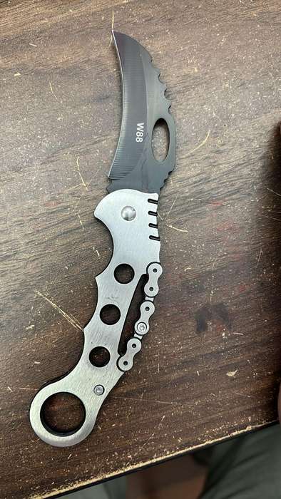 SECONDHAND Outdoor Folding Pocket Knife W88 - Silver