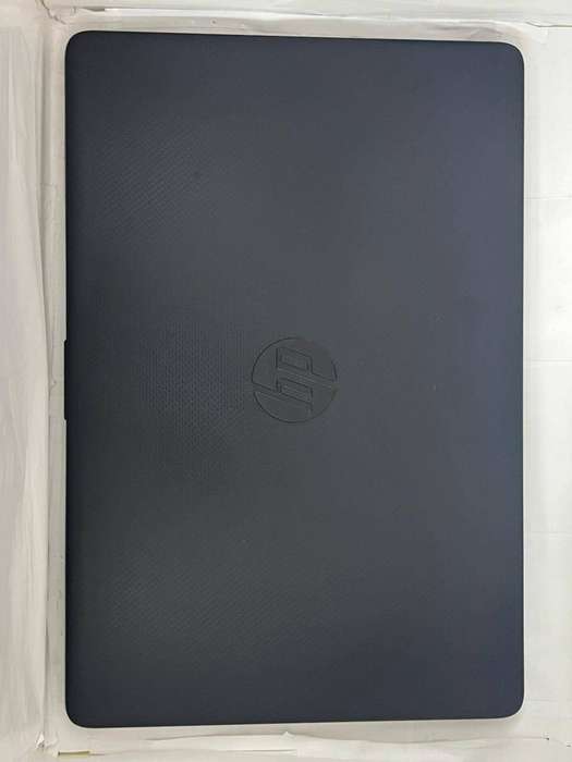 Hp Laptop Intel Celeron 500gb HDD 8GB Ram 15.6"
