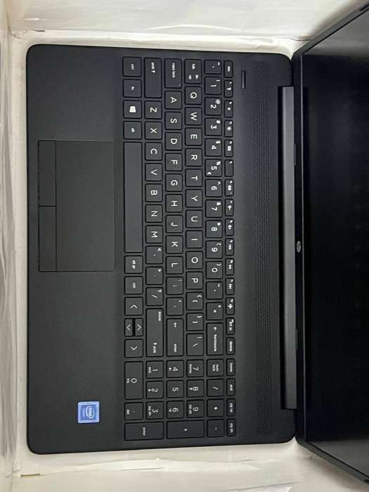 Hp Laptop Intel Celeron 500gb HDD 8GB Ram 15.6"