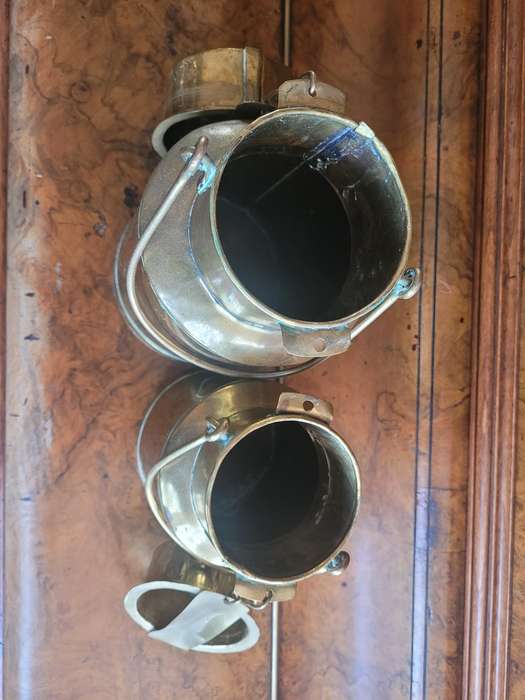 TWO VINTAGE BRASS MILK CANS.  FOR USE IN THE KITCHEN AND DISPAY AS CONVERSATION PIECES