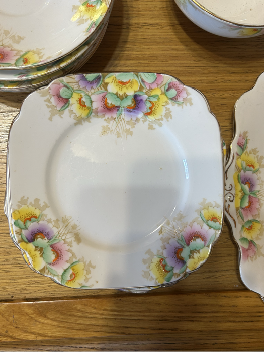 Royal Standard fibe china 21 piece
