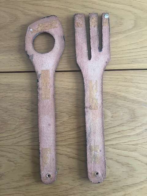 Used kitchen ornaments.