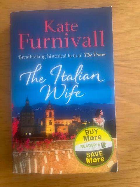 Book: Kate Furnivall. The Italian Wife. Paperback. 2014. 437 pages.