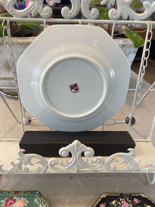 Japanese porcelain octagonal "Imari" 4 plates. Floral and birds. Please see description on each!!