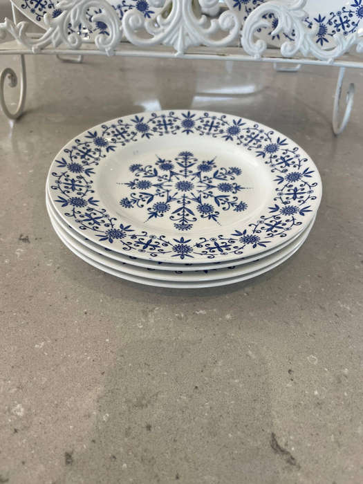 Vintage Valencia Designed by Jessie Tait Midwinter Set of 6 Side Plates!