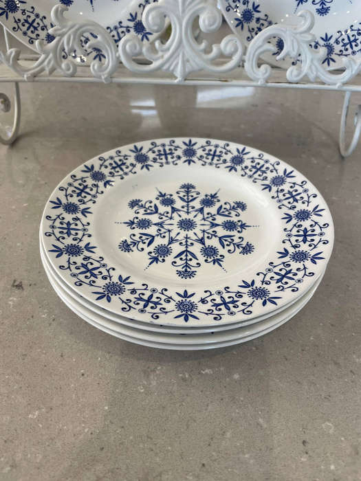 Vintage Valencia Designed by Jessie Tait Midwinter Set of 6 Side Plates!