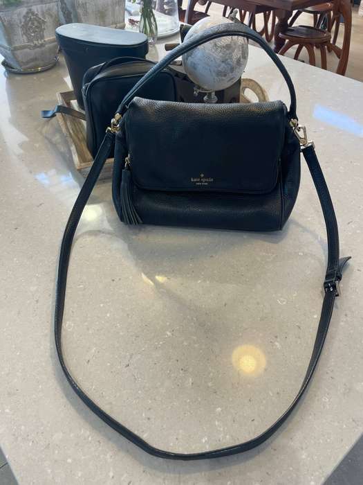 Kate Spade - New York!!!! 100% cow leather shoulder bag.