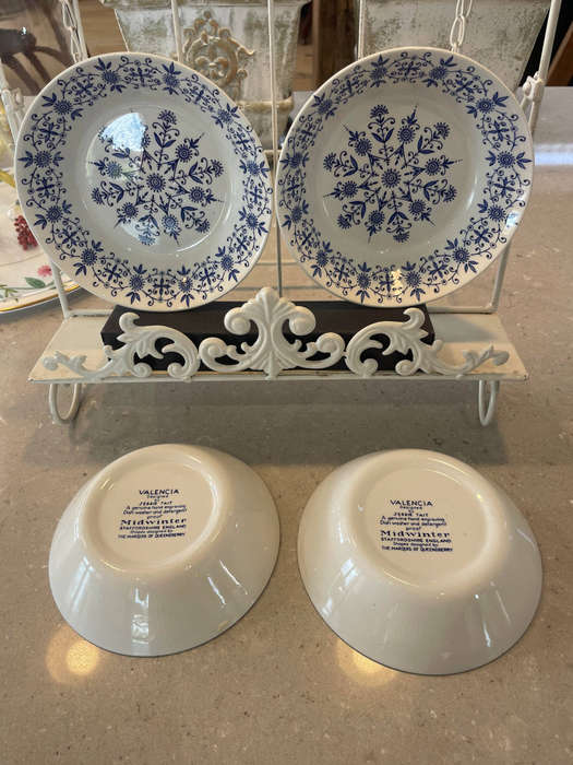 Vintage Valencia designed by Jessie Tait Midwinter Set of 4 small desert bowls.