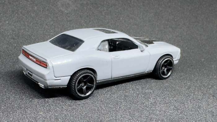 Dodge Challenger (Loose)