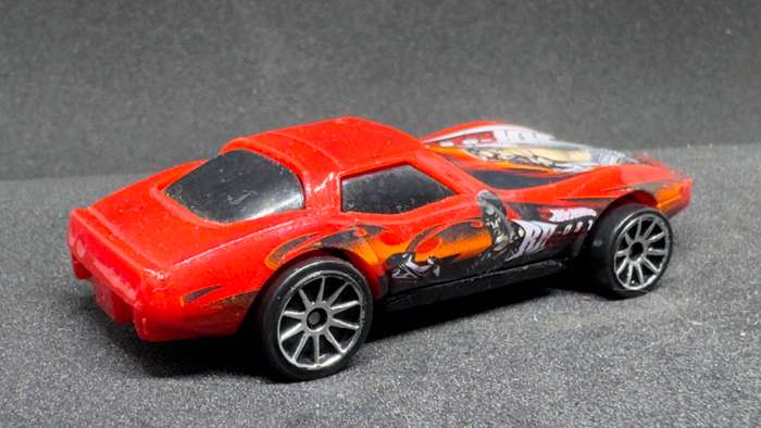 82 Corvette Stingray - 2004 Cyborg Assault 5-Pk