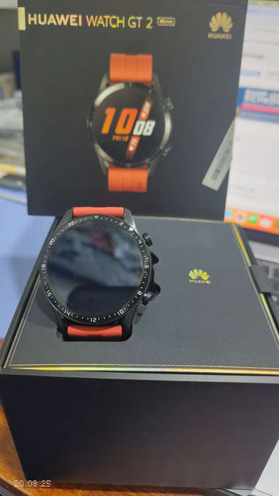 Huawei Smart Watch GT 2 42mm Black bezel with orange strap