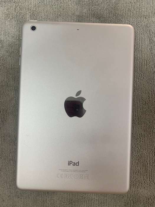 ipad mini 2 16GB wifi (Pre Owned)