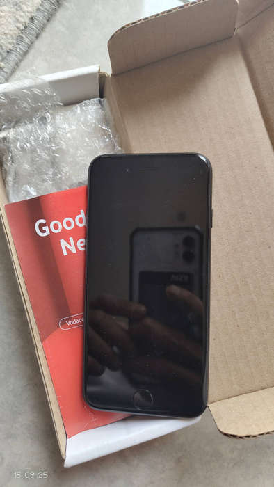 iPhone 7 32GB black colour
