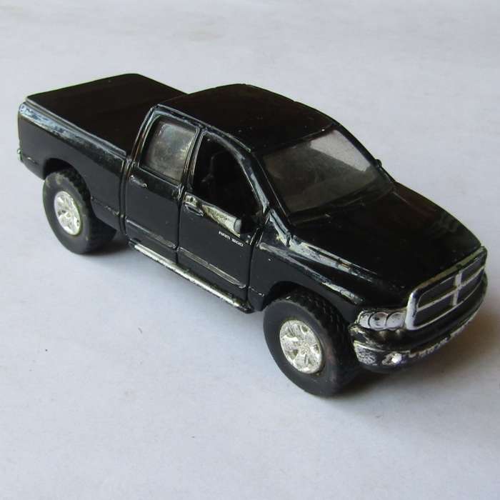 2002 Maisto Dodge Ram Quad Cab