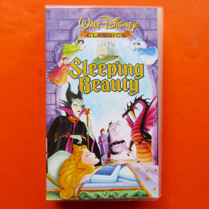 Sleeping Beauty - Disney VHS Tape (2000)