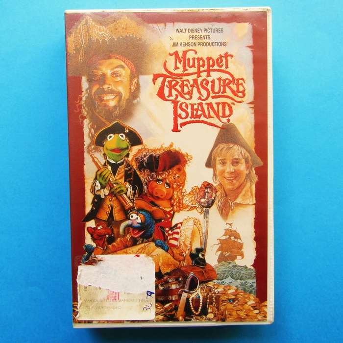 Muppet Treasure Island - Walt Disney VHS Tape (1996)