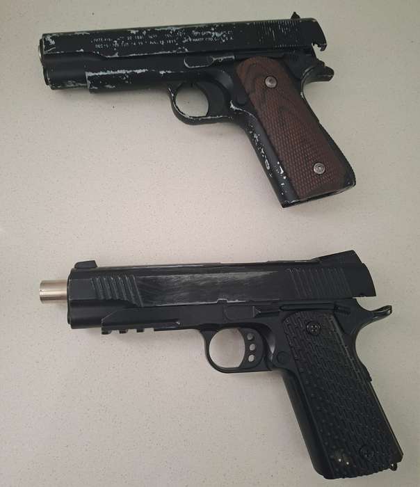 2 Old Metal BB Pistols - No Magazines