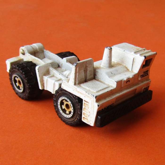 1989 Matchbox MBX Turf Hauler