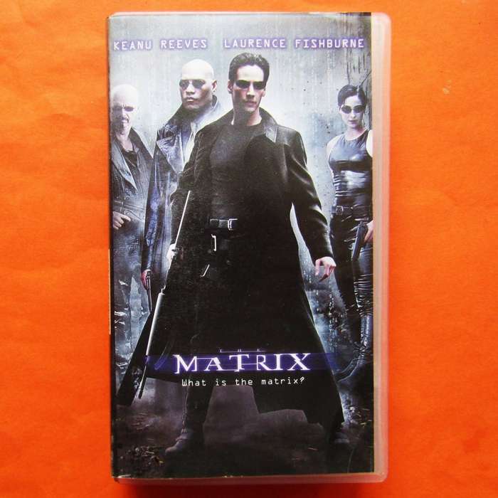 The Matrix - Keanu Reeves - Movie VHS Tape (1999)