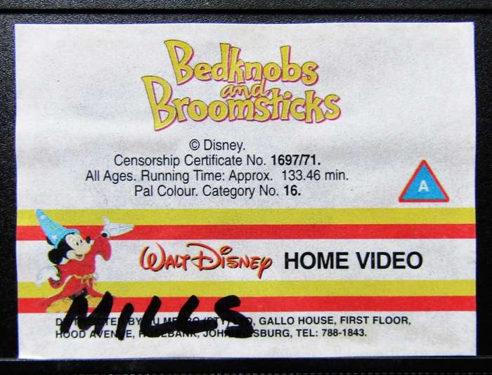 Bedknobs and Broomsticks - Walt Disney VHS Tape