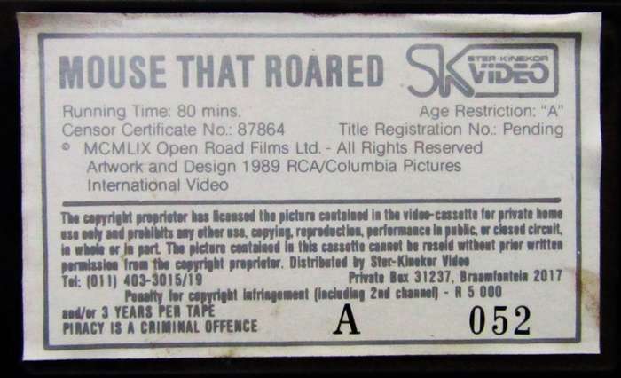 The Mouse That Roared - Movie VHS Tape (1989)