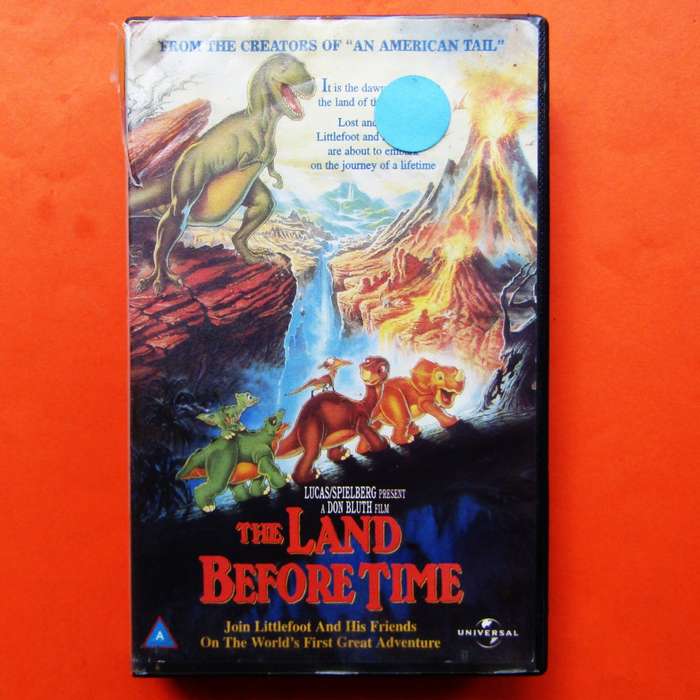 The Land Before Time - Movie VHS Tape (1988)