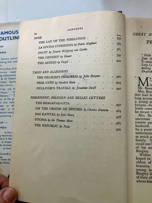 World Famous Books in Outline - Odhams Press. Hardcover w/dj, Unknown Ed. Undated