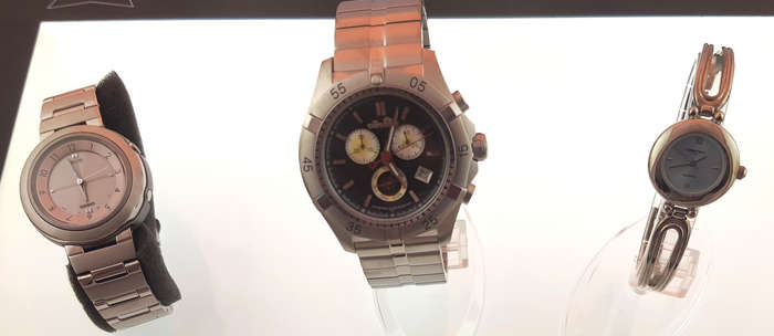 BULK LOT OF 3 WATCHES - DAMAGED MECHANISMS