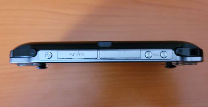 PS VIta PCH-1004 with OEM Charger and 8GB Memory Card