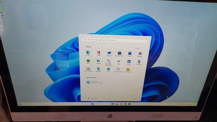 HP 27' All In One PC | Intel Quad Core i7, 16GB Ram, 512GB SSD, 2Gb Graphics, FHD