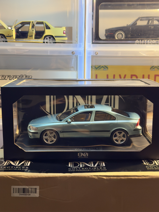 1 of 1 in SA 1:18 Volvo S60 R by DNA Collectibles