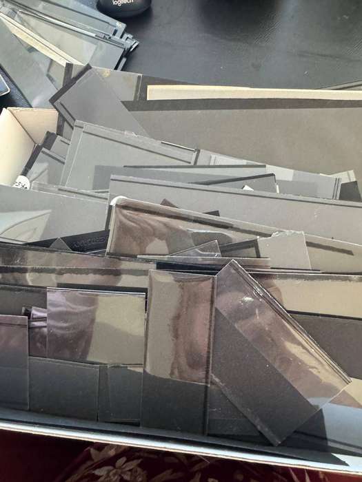 Cardboard film mounts of a jumble of sizes 110 pieces*