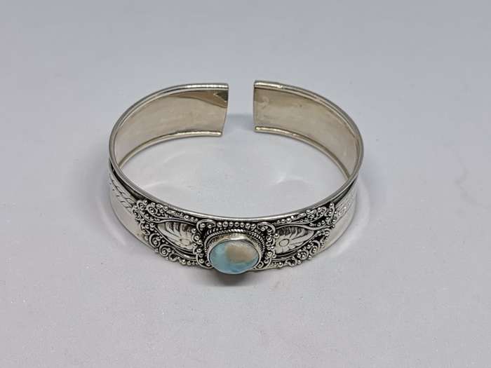Stunning Bhoho Larimar Cuff