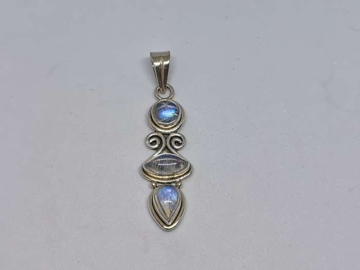 Silver Moonstone Pendant