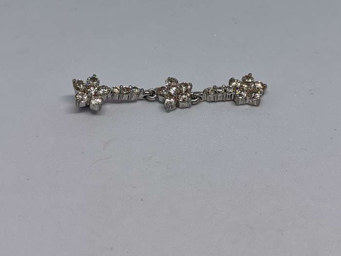Silver Dangling Flower Pendant