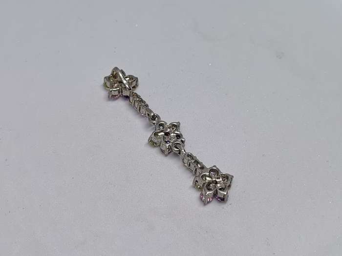 Silver Dangling Flower Pendant