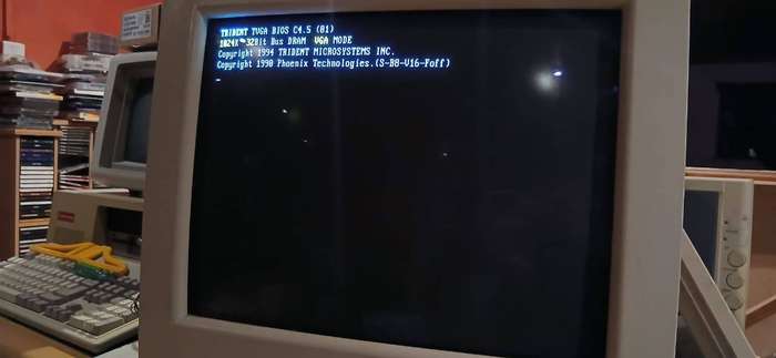 Cyrix CX 486 DX2-66 Computer with Sound Blaster