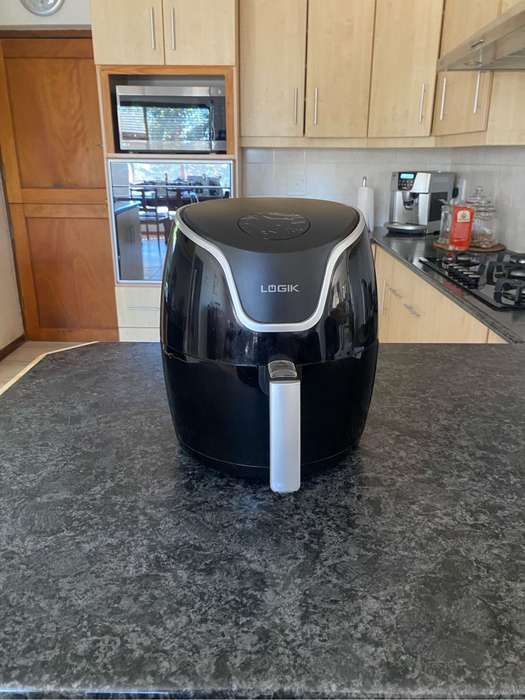 LOGIK 7.2L Digital Air Fryer